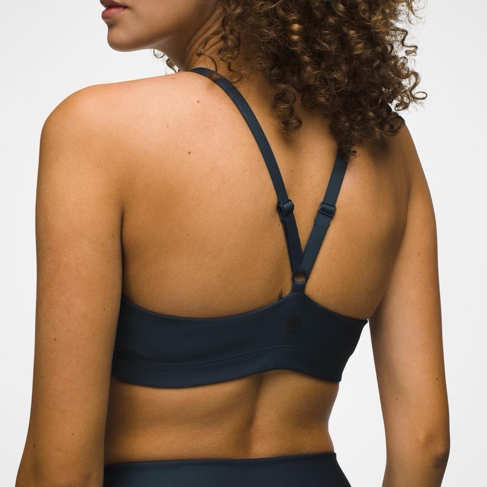 NWT prAna Sculpt™ Adjustable Bra Medium Dark Gray Sports Bra/Bralette - Picture 3 of 5